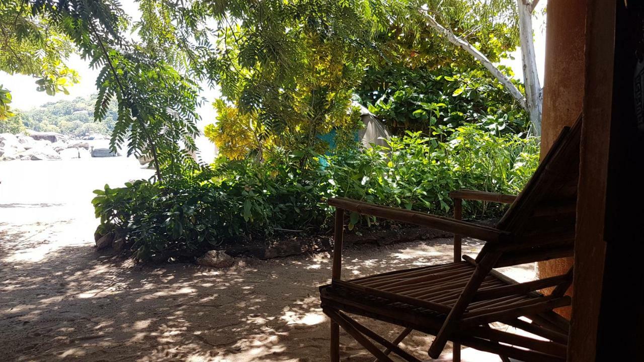 Mufasa Eco Lodge Monkey Bay Екстериор снимка
