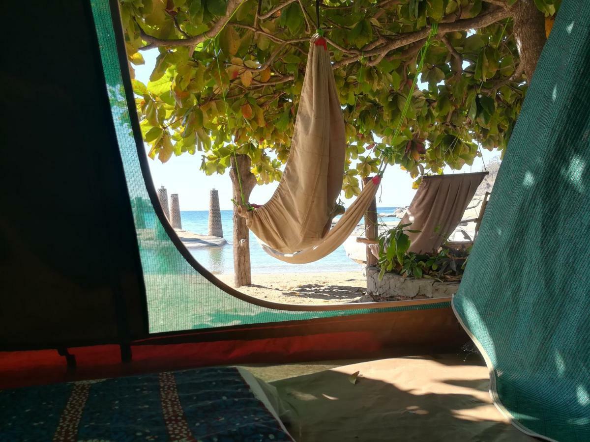 Mufasa Eco Lodge Monkey Bay Екстериор снимка