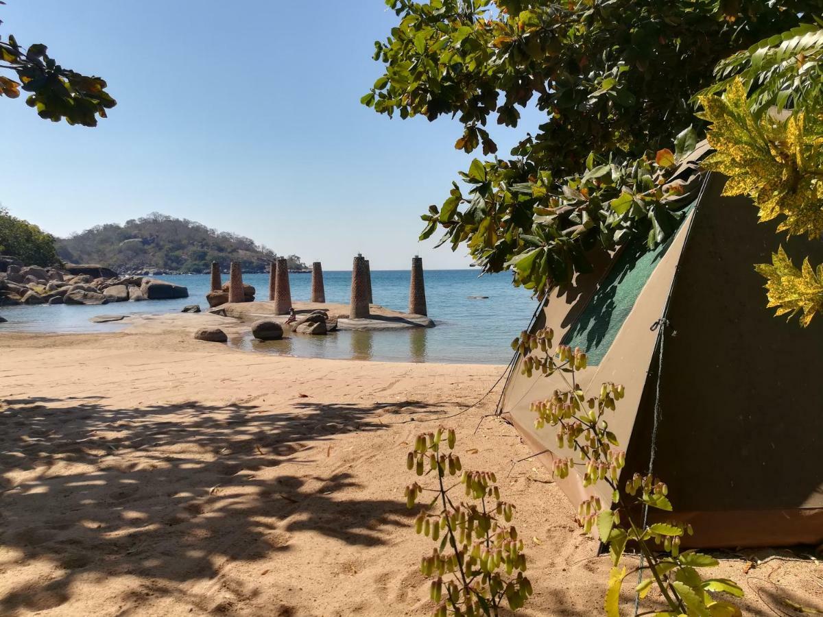 Mufasa Eco Lodge Monkey Bay Екстериор снимка