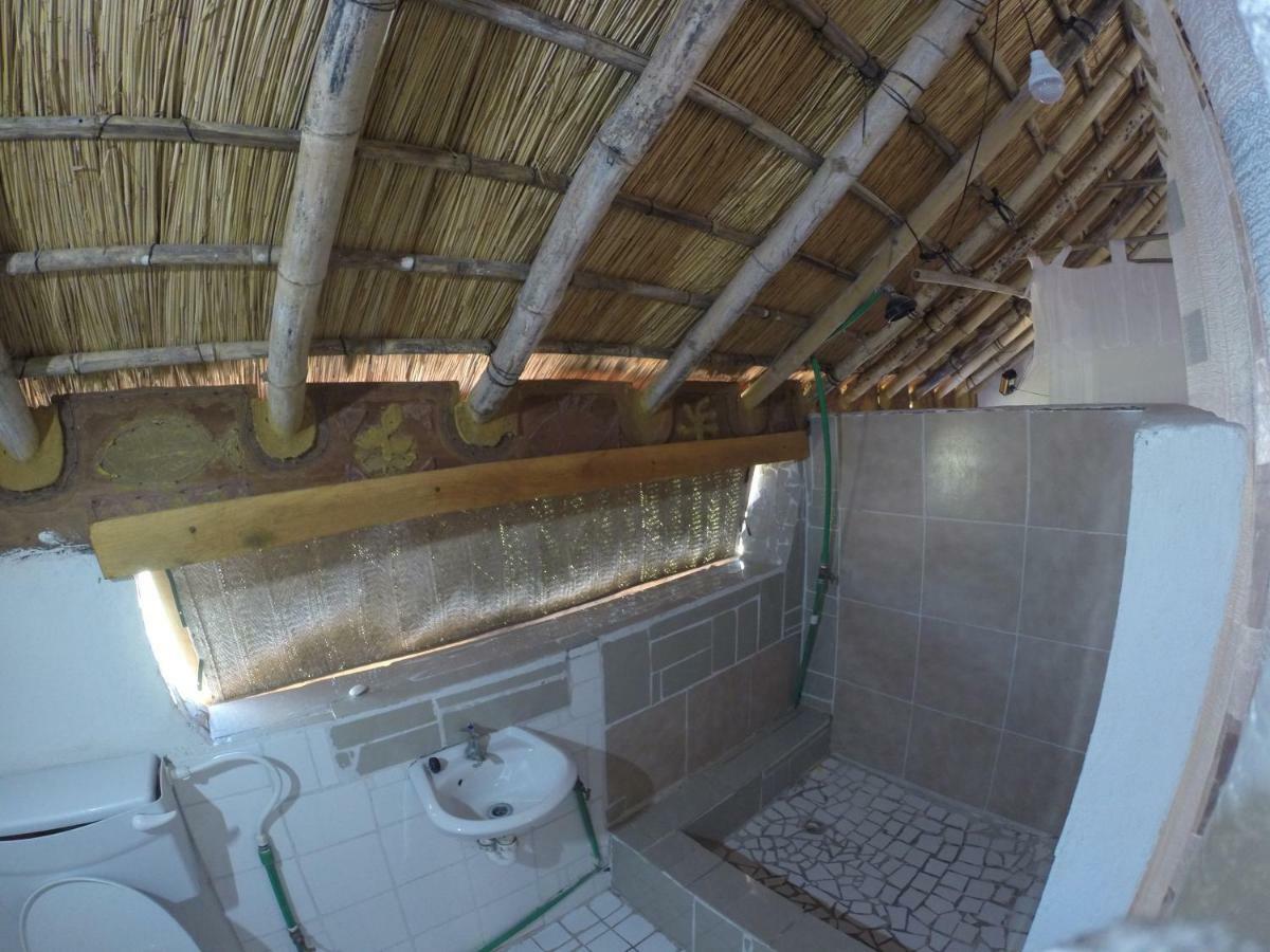 Mufasa Eco Lodge Monkey Bay Екстериор снимка