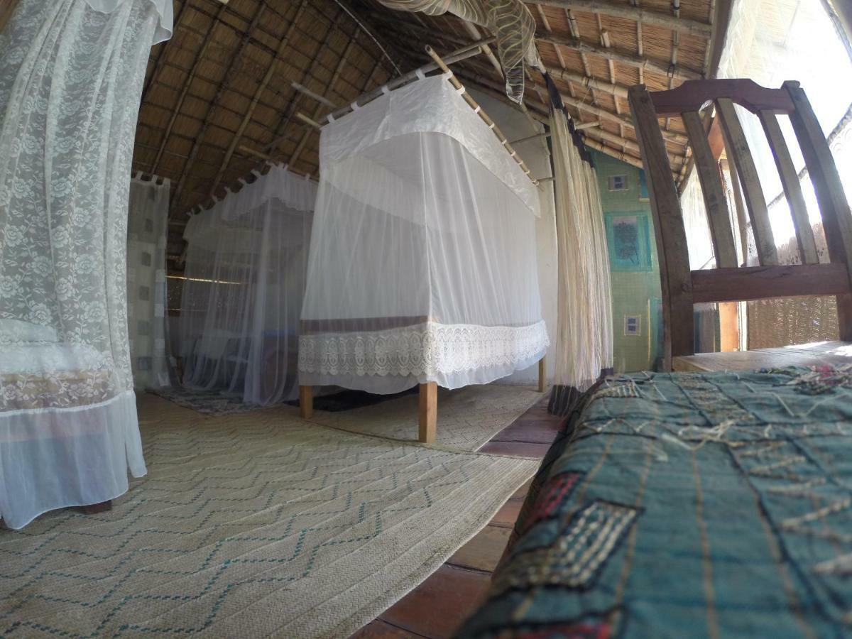 Mufasa Eco Lodge Monkey Bay Екстериор снимка
